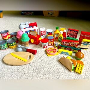 Melissa & Doug toy food sets